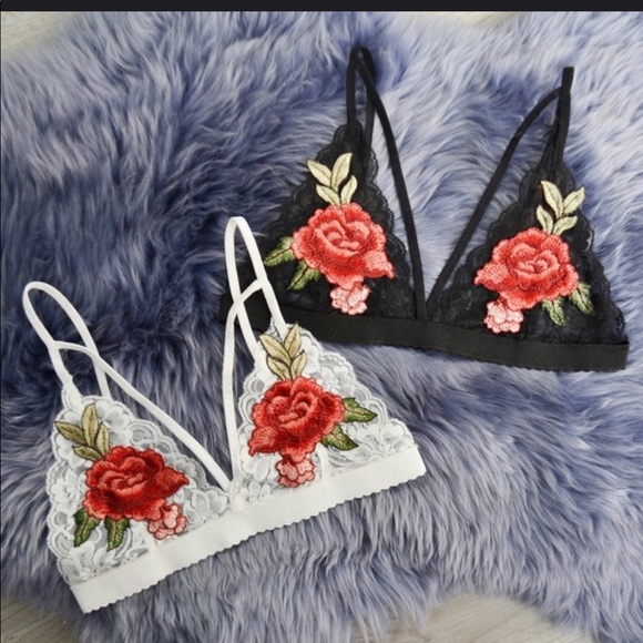 Sexy Rose Bralette 🌹 - Picture 4 of 7